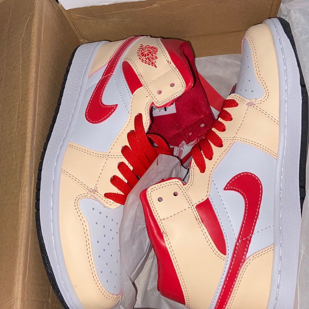 Size  7 Jordan Dior